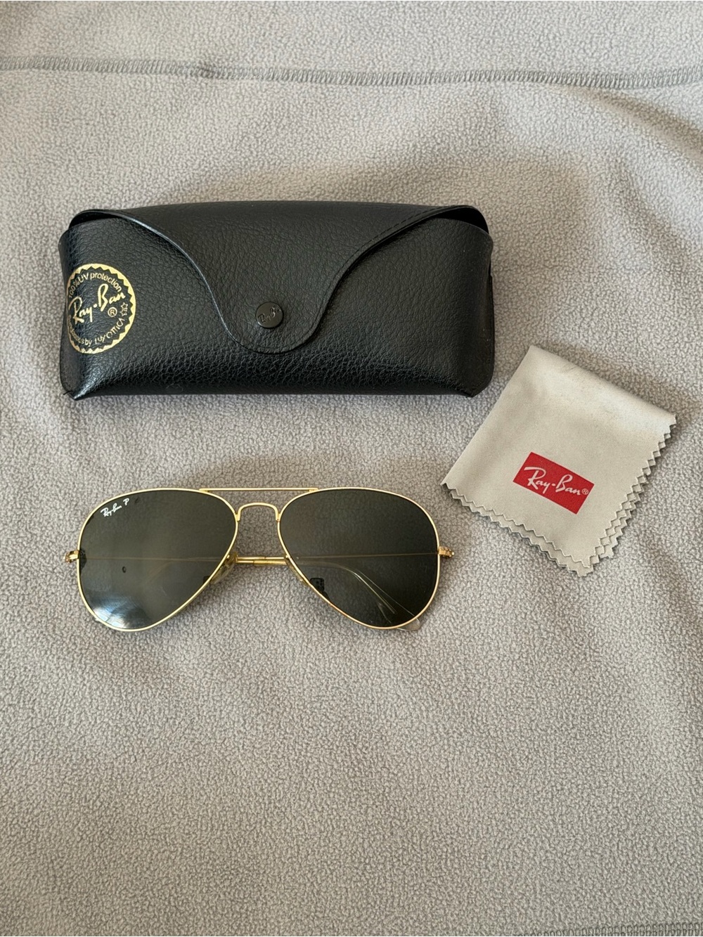Ray-Ban Men's Aviator Polarized Sunglasses